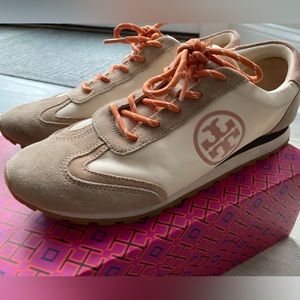 Tory Burch Annie Nylon Runner sneakers size 10.5 (run small)